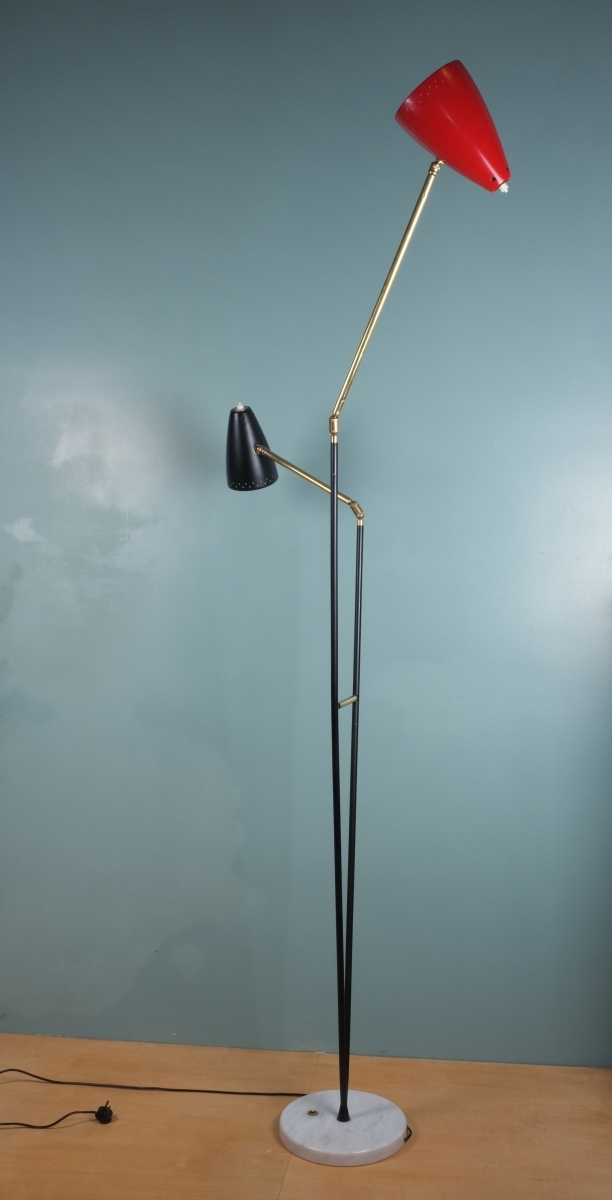 italian-floor-lamp.jpg