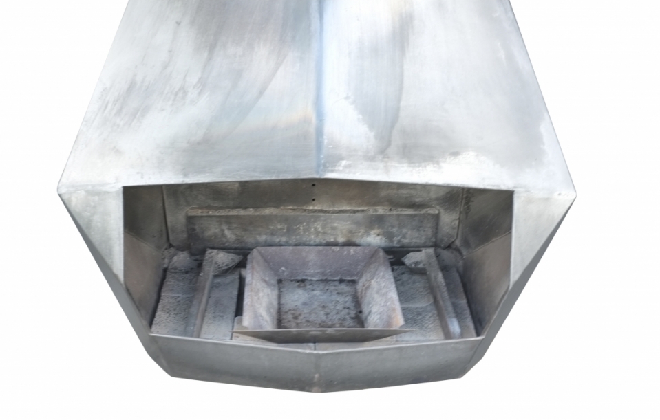 don-bar-kachel-woodstove-chimney.jpg