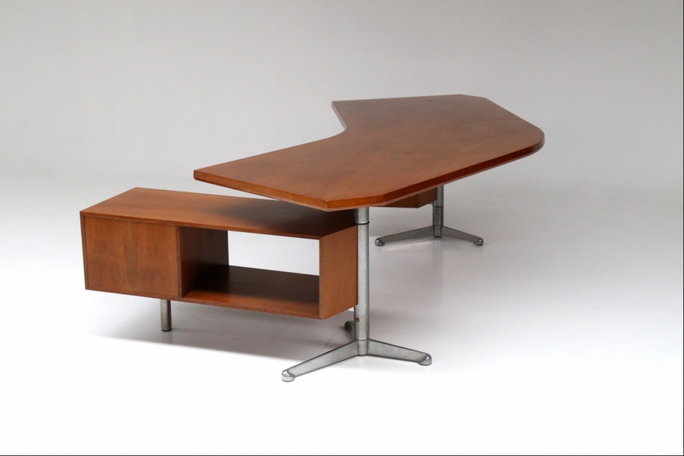 osvaldo-borsani-desk-bureau-tecno.jpg