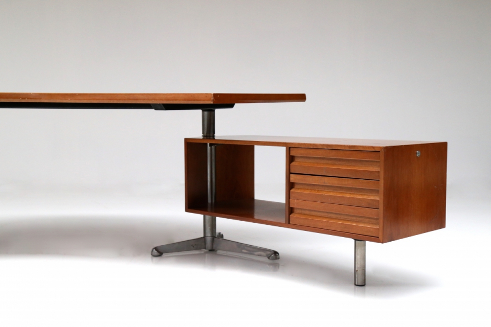 osvaldo-borsani-desk-bureau-tecno.jpg