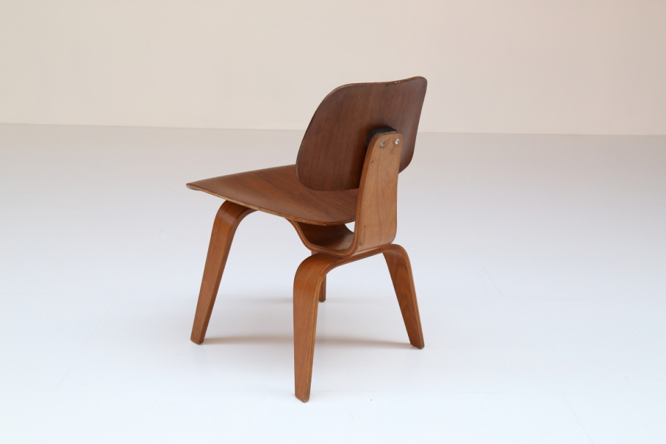 eames-dcw-herman-miller.jpg