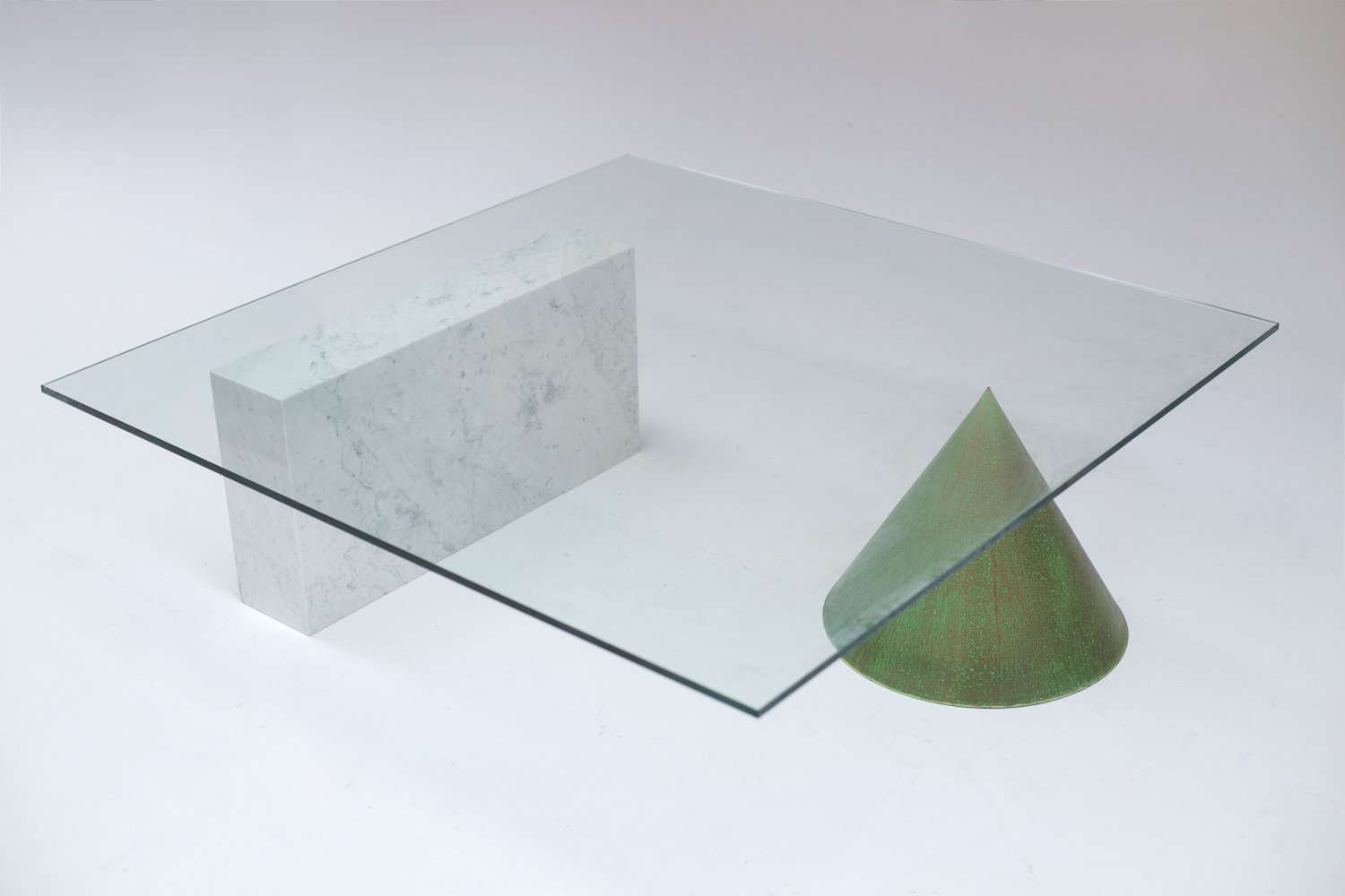 Kono coffee table by Massimo and Lelli Vignelli