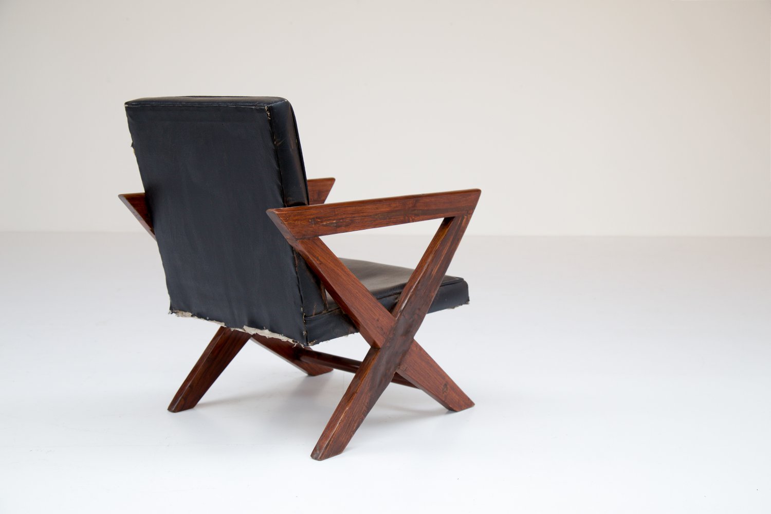 Pierre Jeanneret Lounge chair from M.L.A Flats building in Chandigarh 