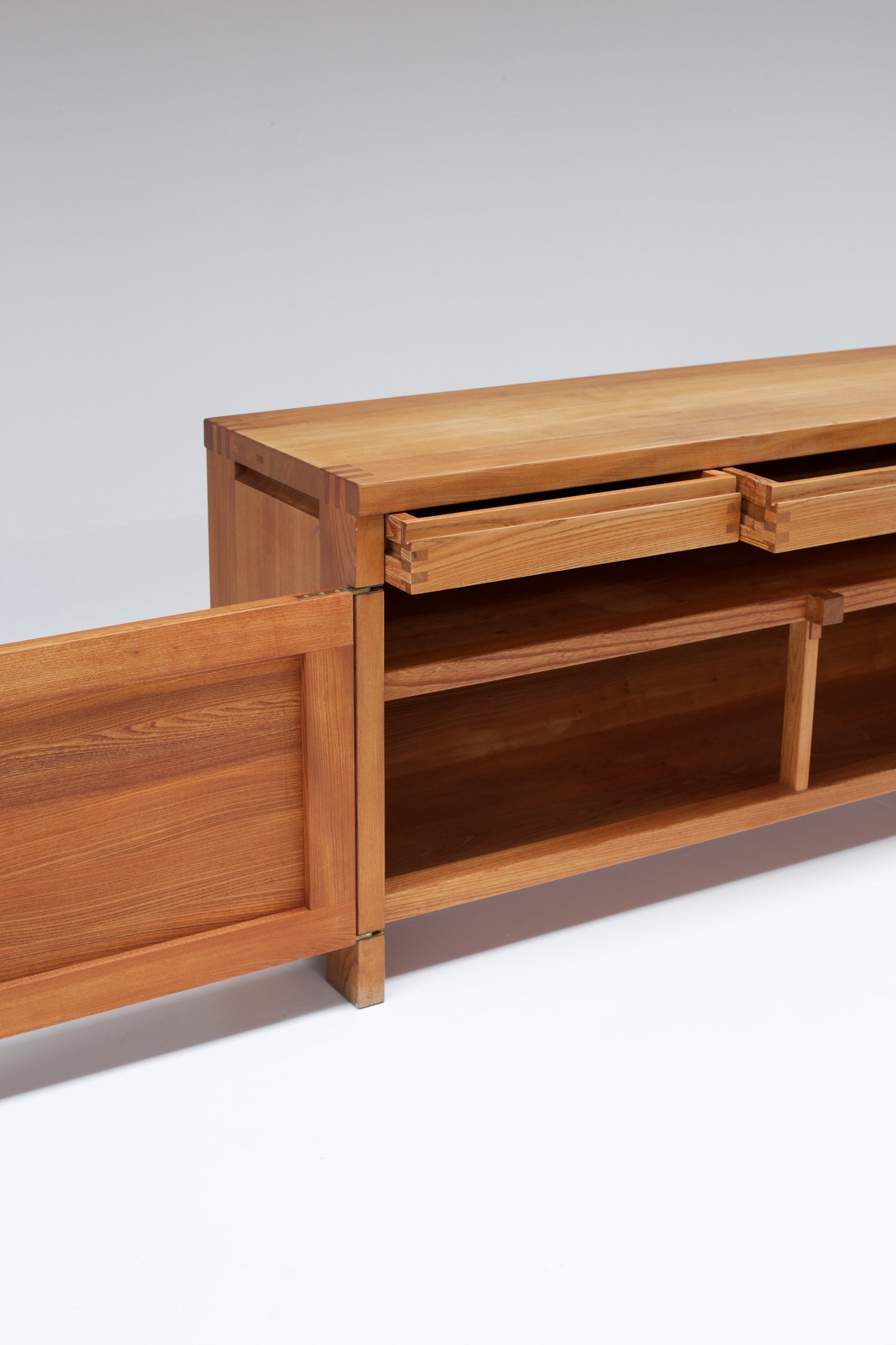 Pierre Chapo sideboard