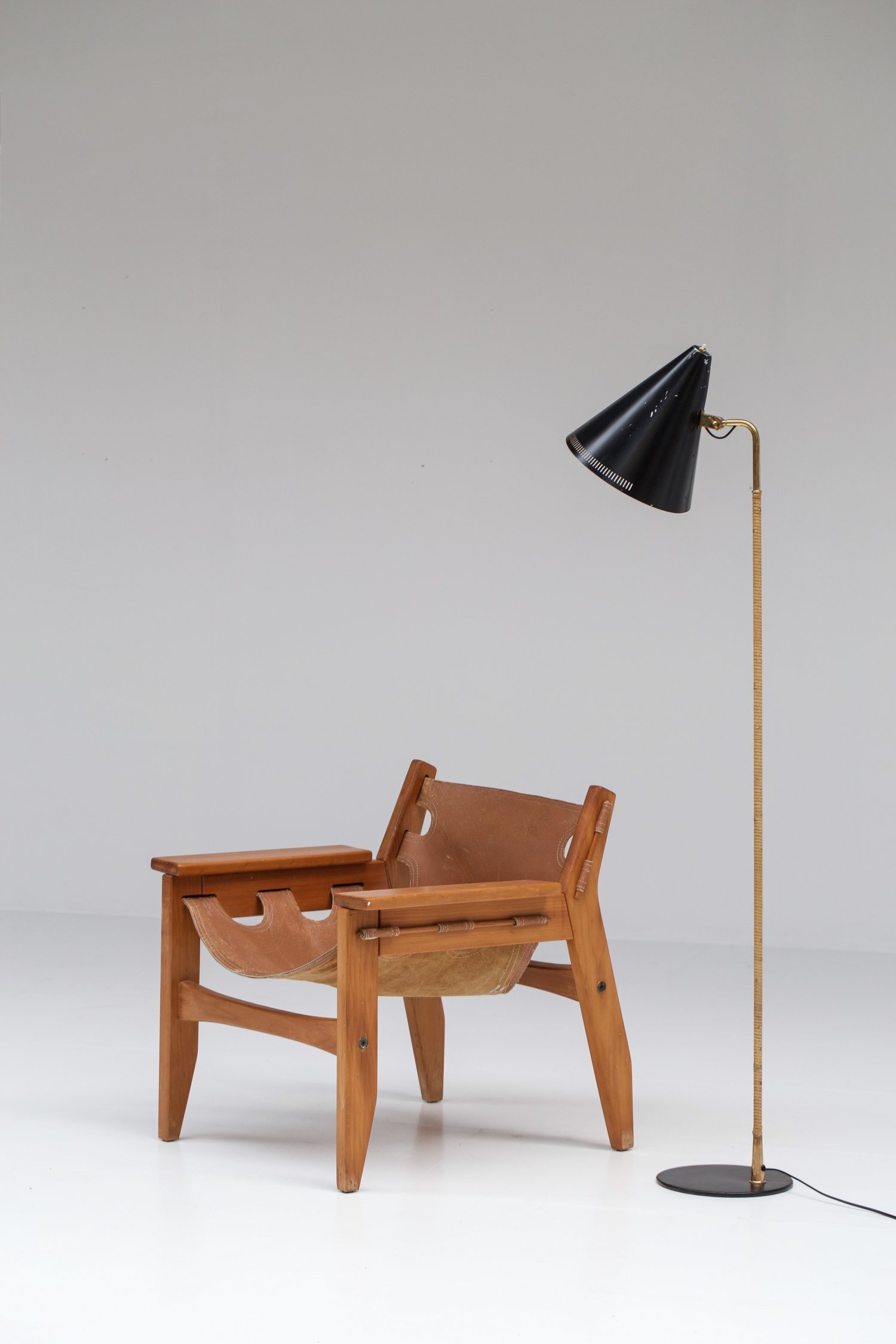 Paavo Tynell floorlamp by Idman