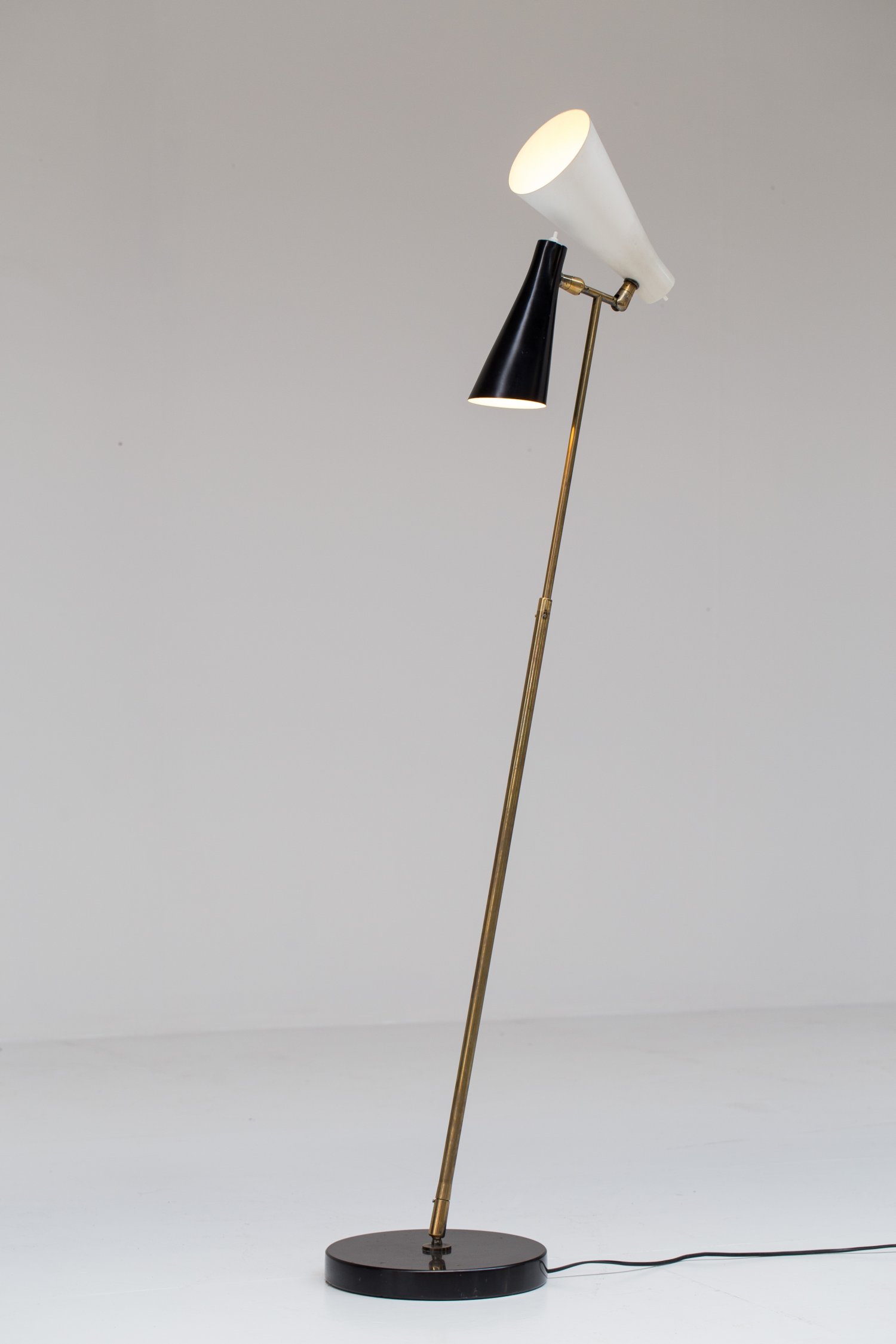 Giuseppe Ostuni floorlamp 