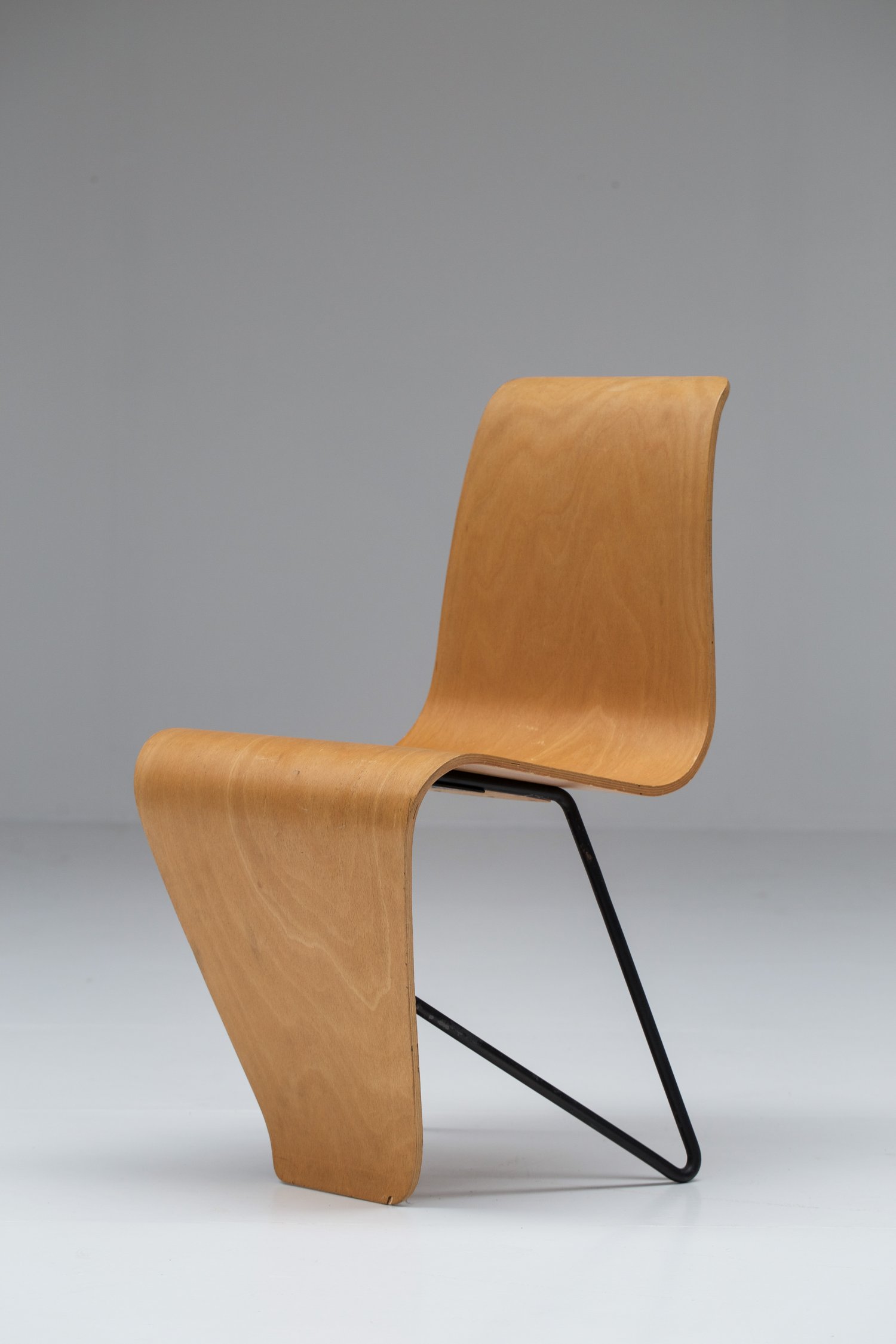 André Bloc chair 'Bellevue'