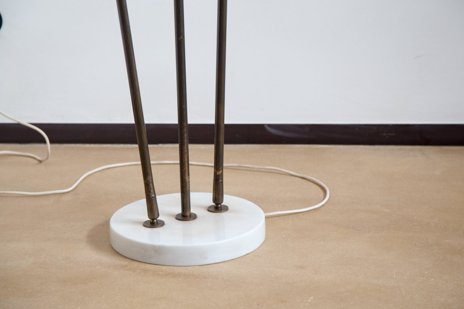 Giuseppe Ostuni floor lamp