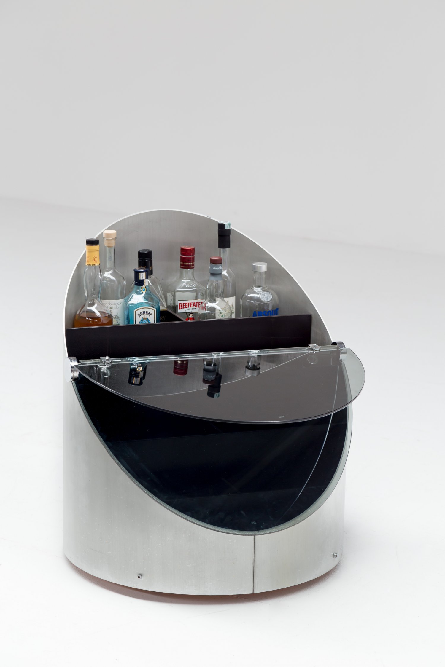 Bar by Claudio Salocchi
