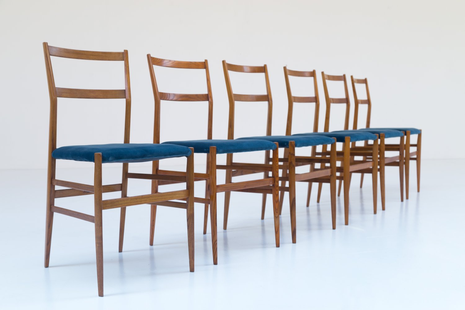 Set of 6 Superleggeras by Gio Ponti for Cassina