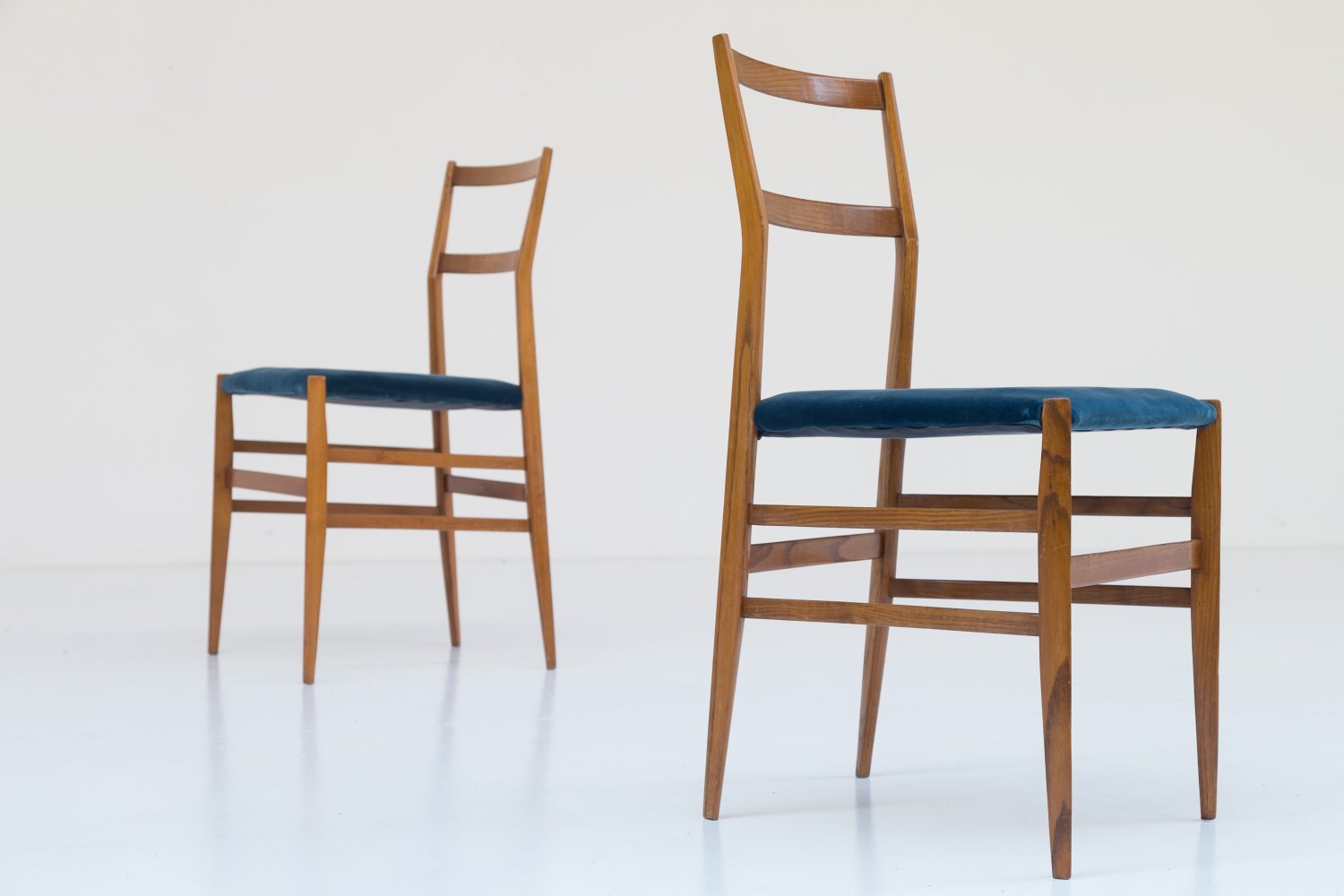 Set of 6 Superleggeras by Gio Ponti for Cassina