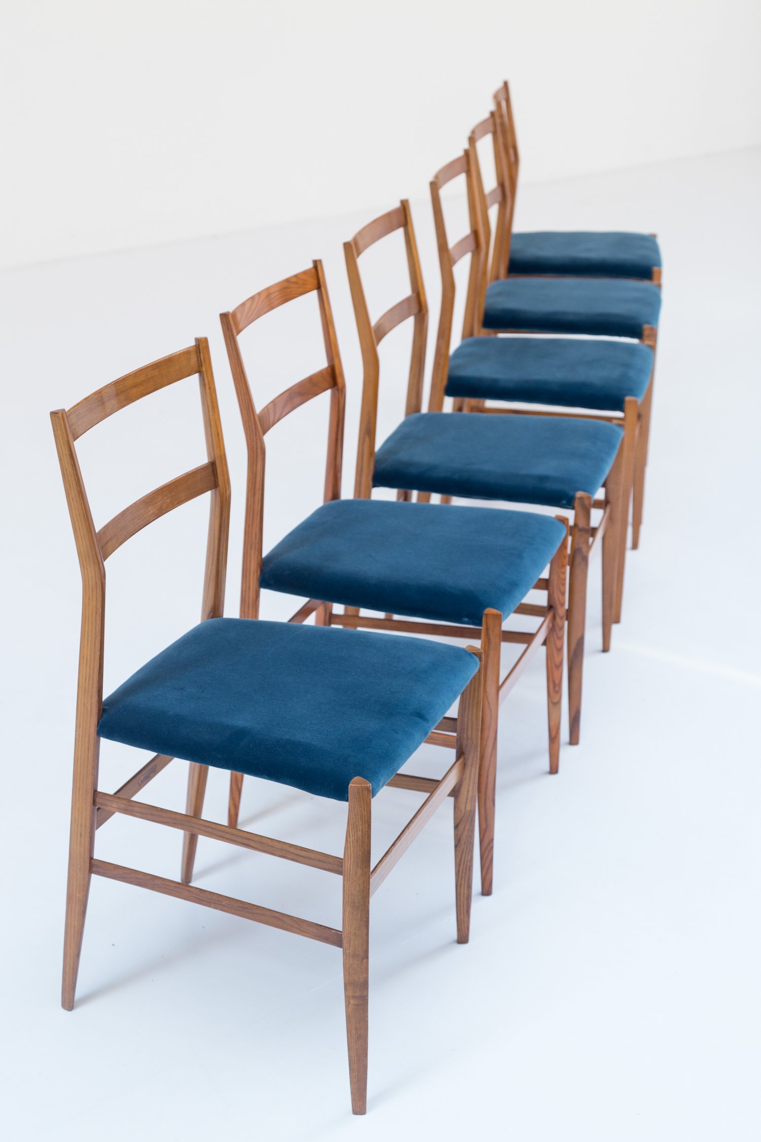 Set of 6 Superleggeras by Gio Ponti for Cassina