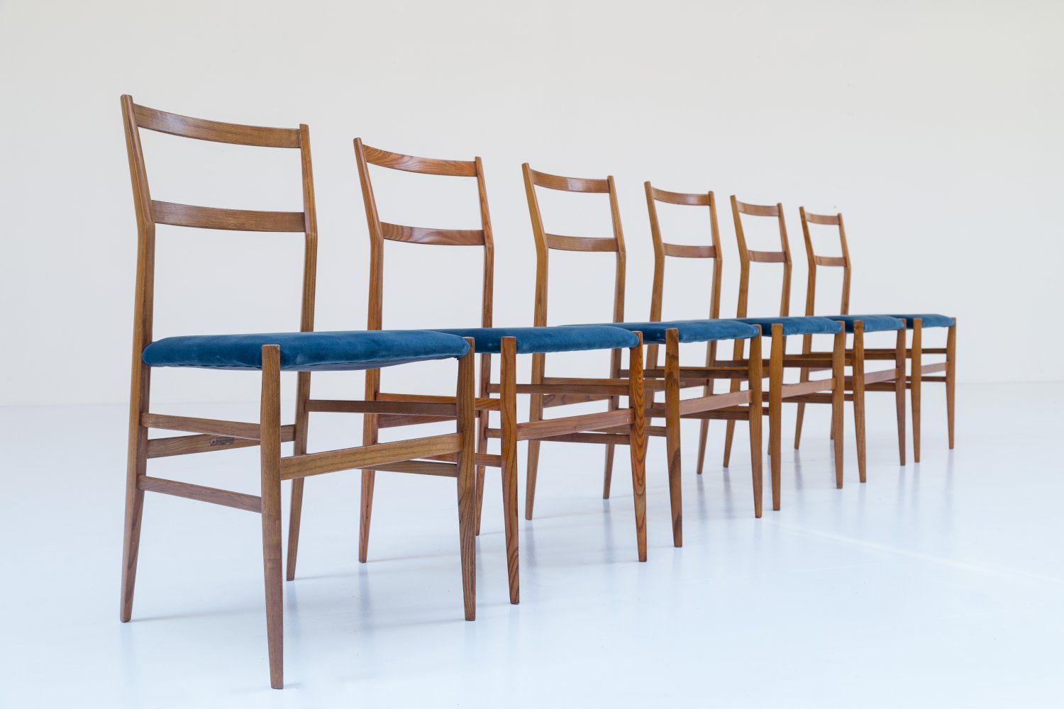 Set of 6 Superleggeras by Gio Ponti for Cassina