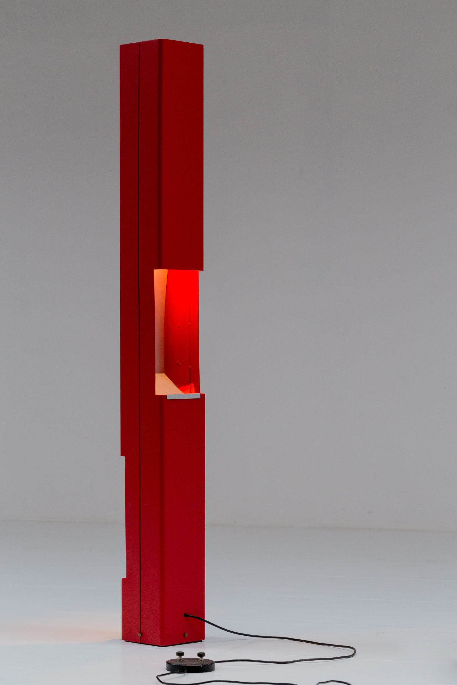 Vittoriano Vigano  'type 1078' floorlamp by Arteluce.