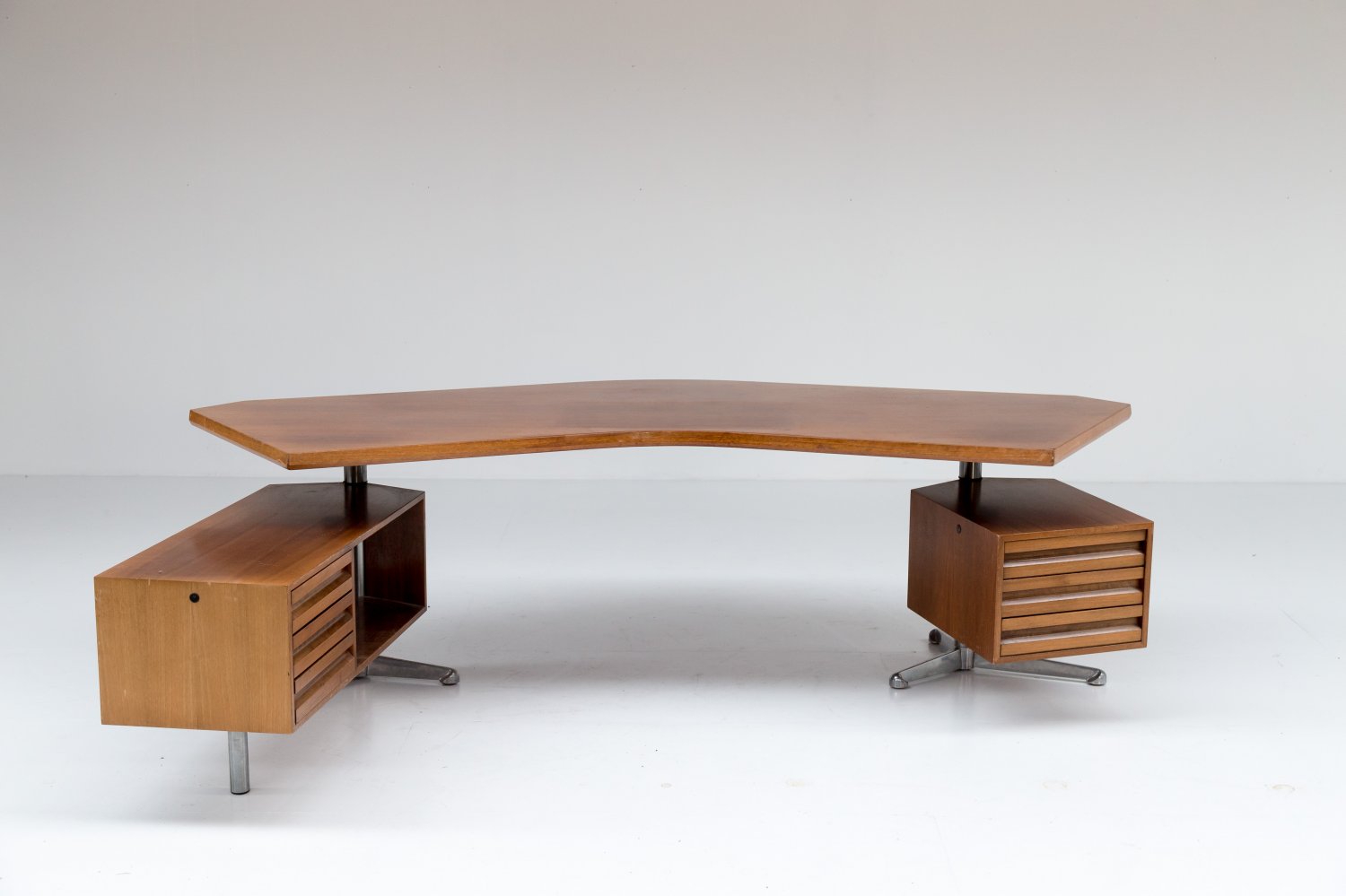 Osvaldo Borsani Boomerang desk for Tecno Milano