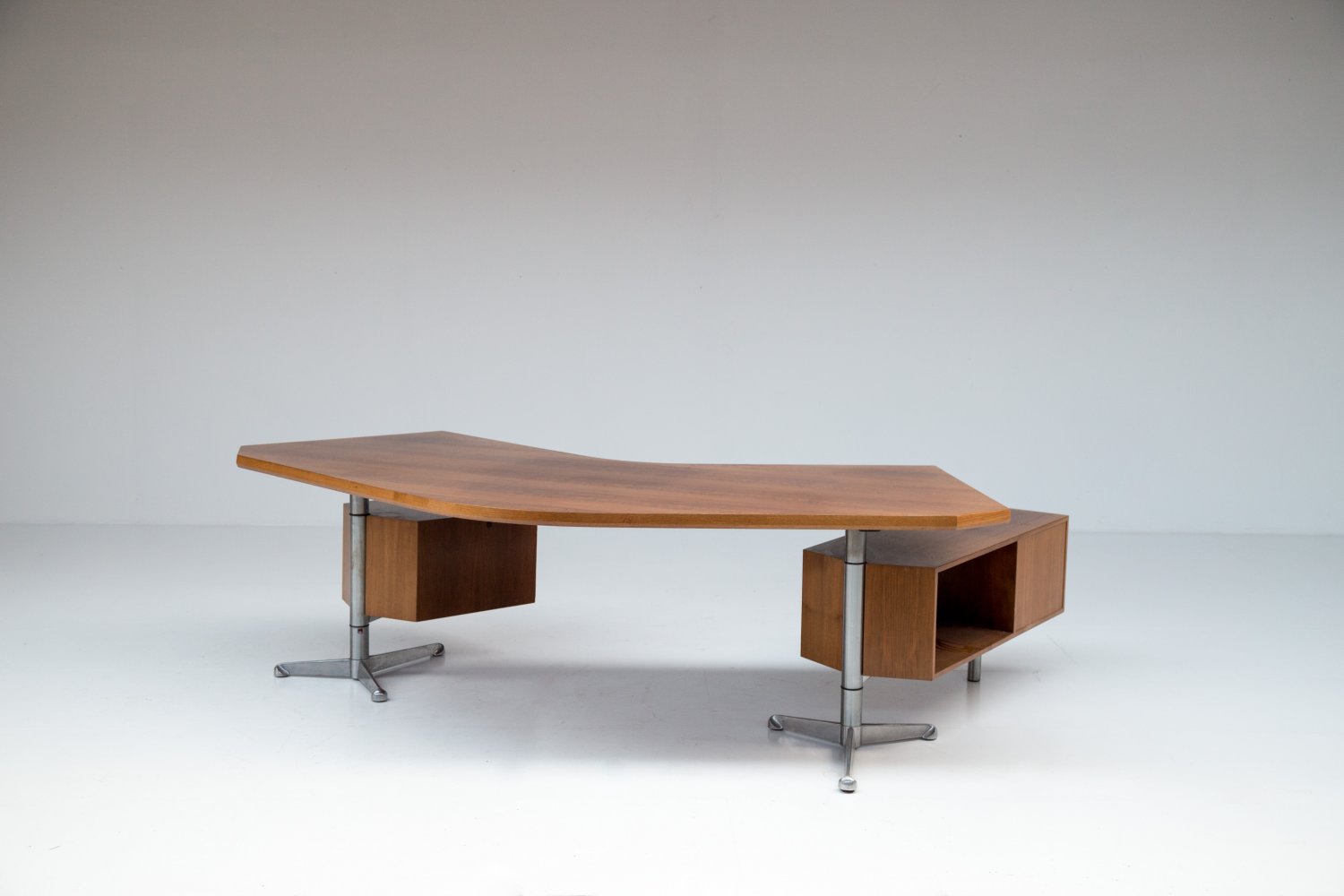 Osvaldo Borsani Boomerang desk for Tecno Milano