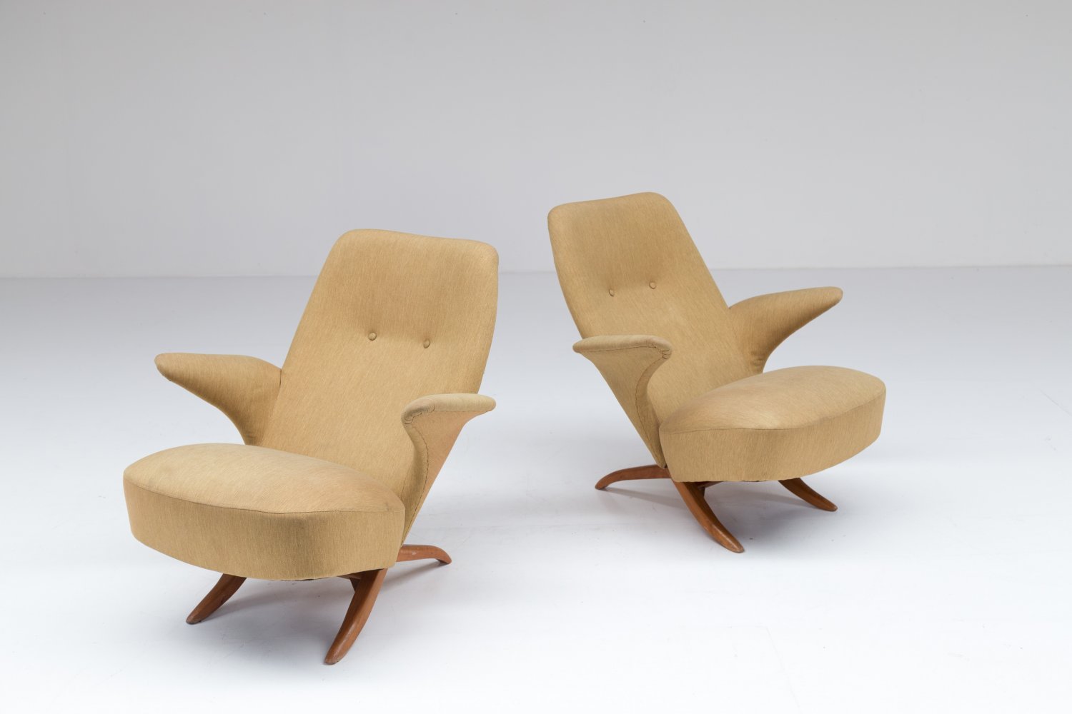 Group of Theo Ruth chairs for Artifort