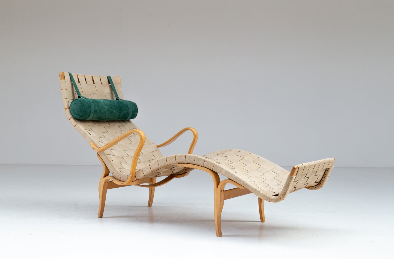 Bruno Mathsson 'Pernilla III' lounge chair.