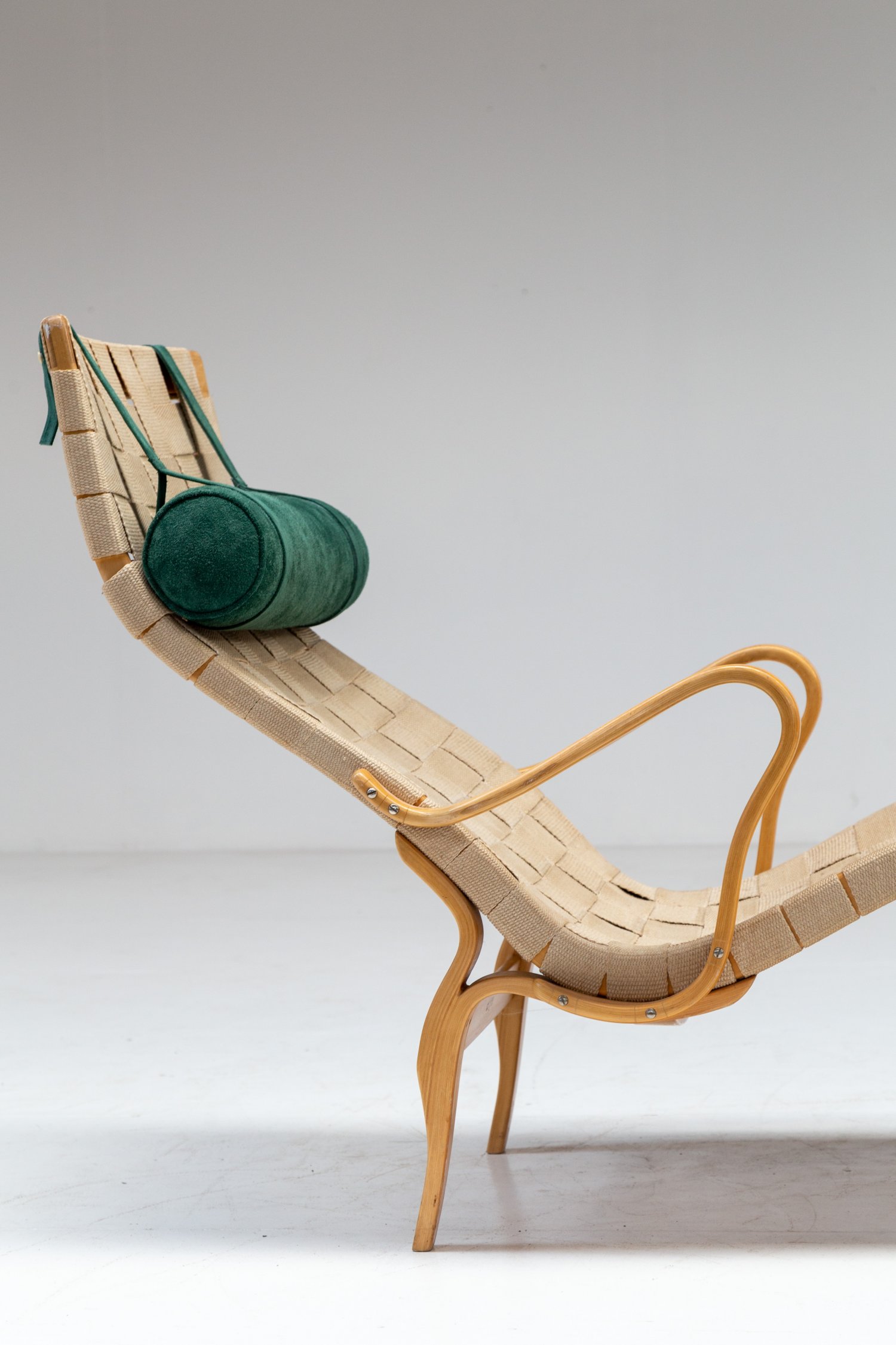 Bruno Mathsson 'Pernilla III' lounge chair.