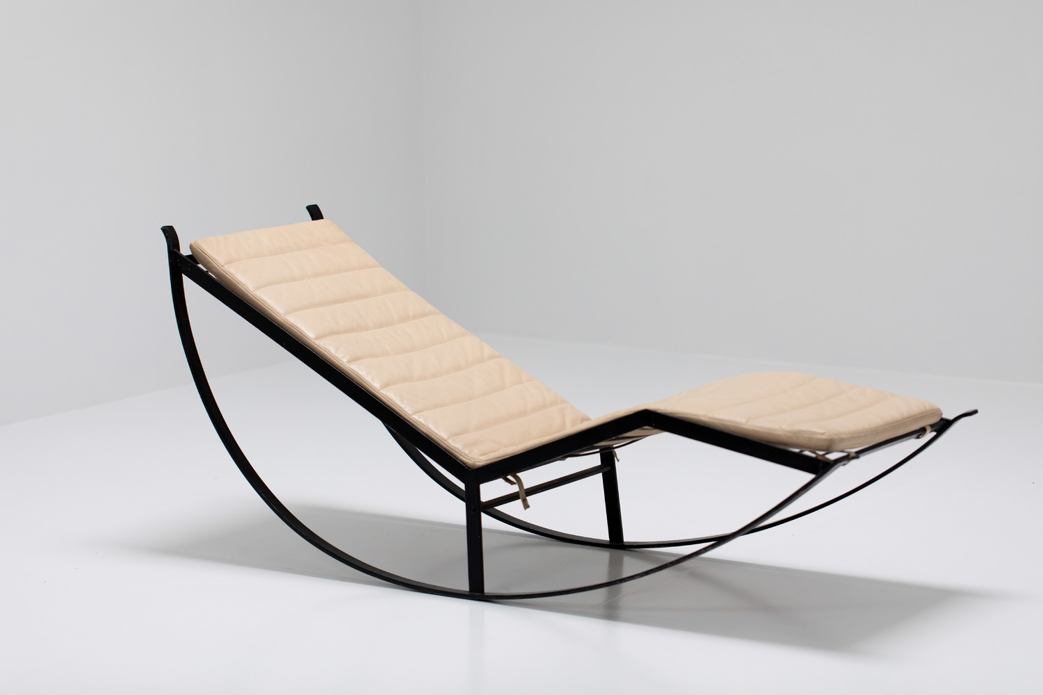 Italian Chaise Longue by Willy Rizzo