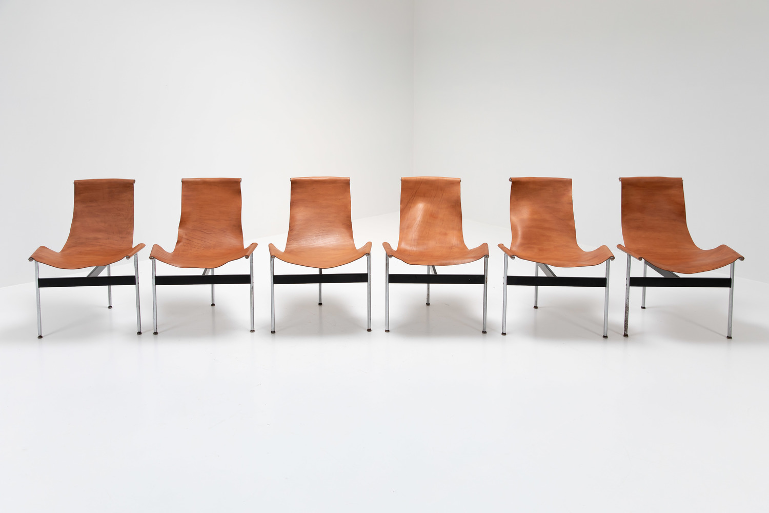 Set of 6  T-chairs by Katavolos