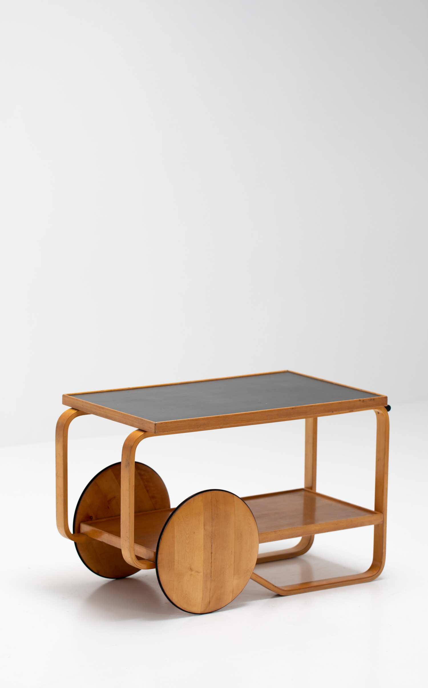 Alvar Aalto bar cart / Finmar 1936