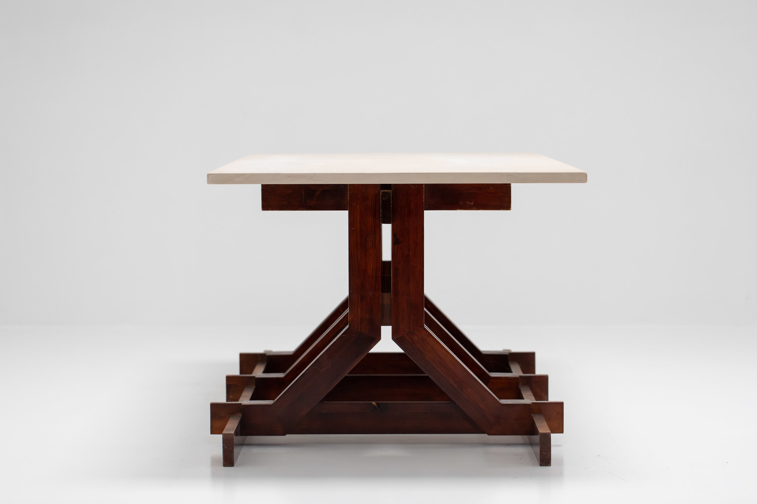 Spanish Rationalist table