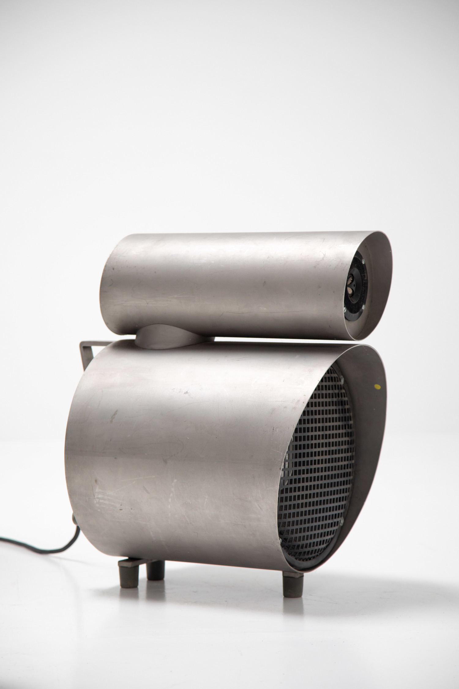 Aluminium speakers