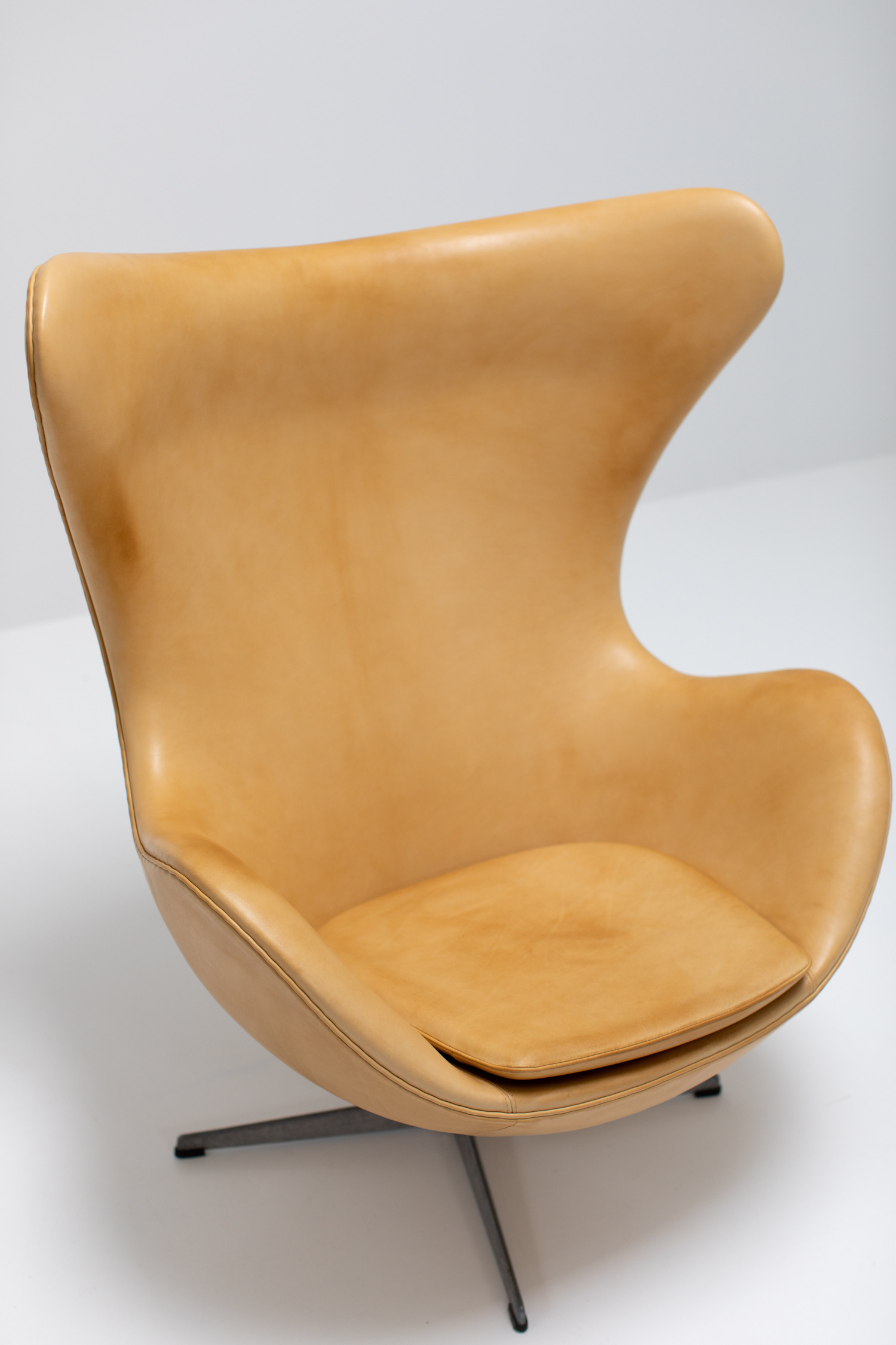 Arne Jacobsen Egg chair