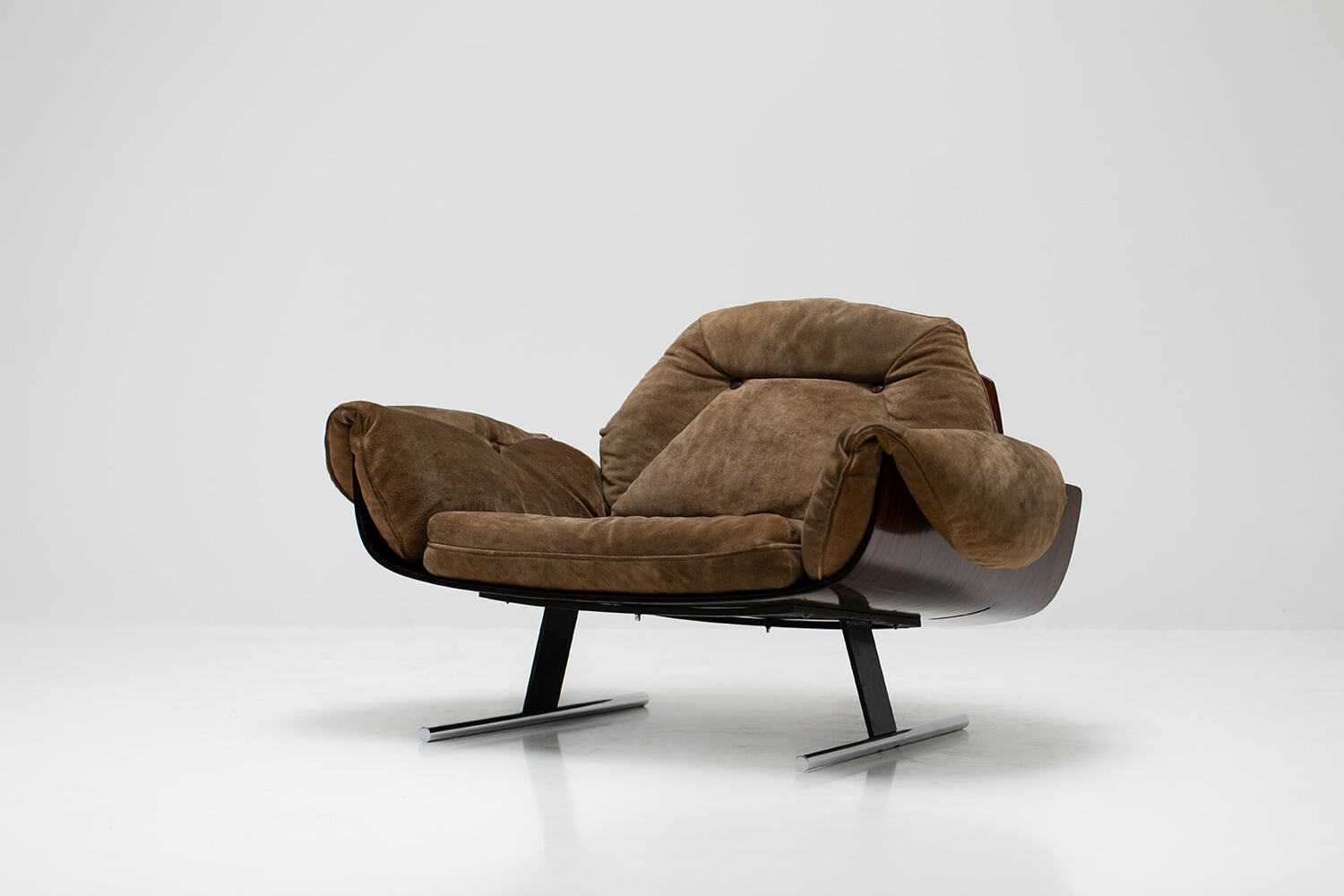 Jorge Zalszupin 'Presidencial' Chair by L'Atelier