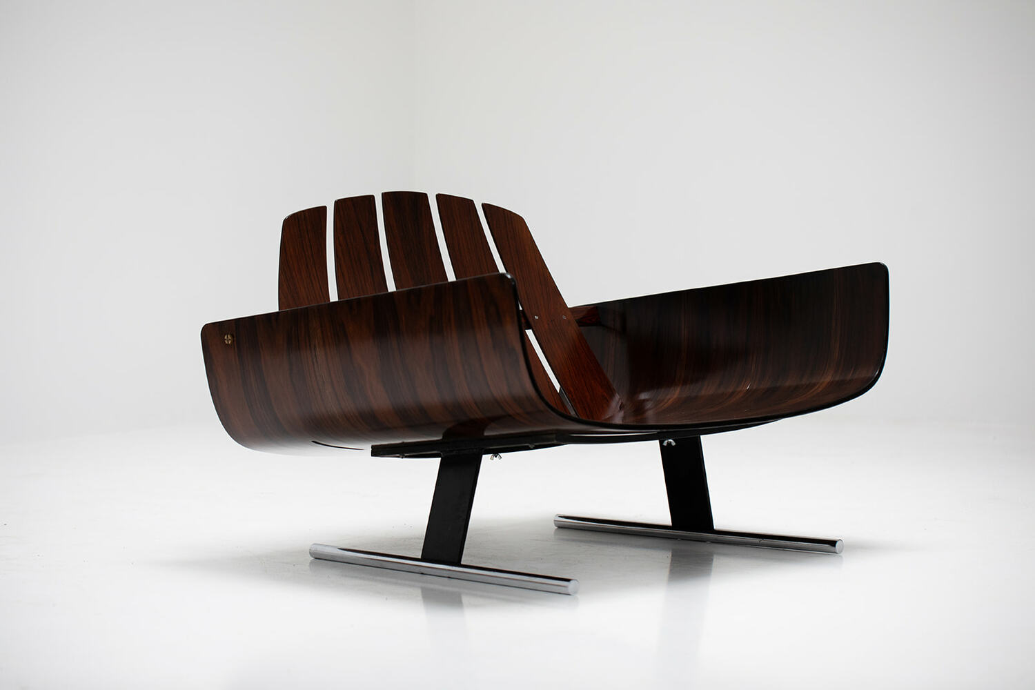 Jorge Zalszupin 'Presidencial' Chair by L'Atelier