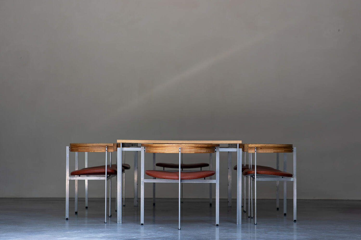 Poul Kjaerholm set of PK11 chairs and PK53 table