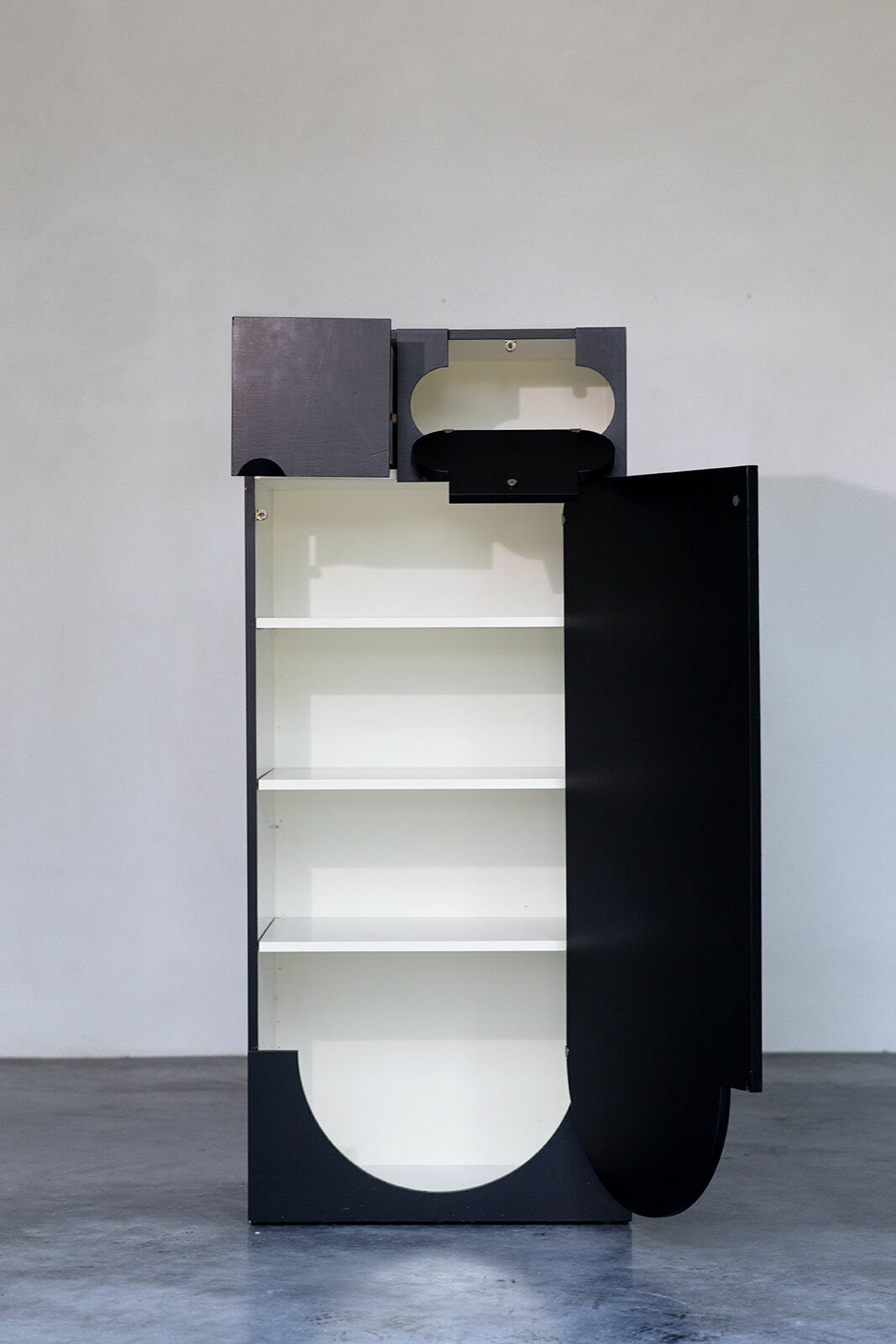 Klaus Vogt 'Squadra' cabinet