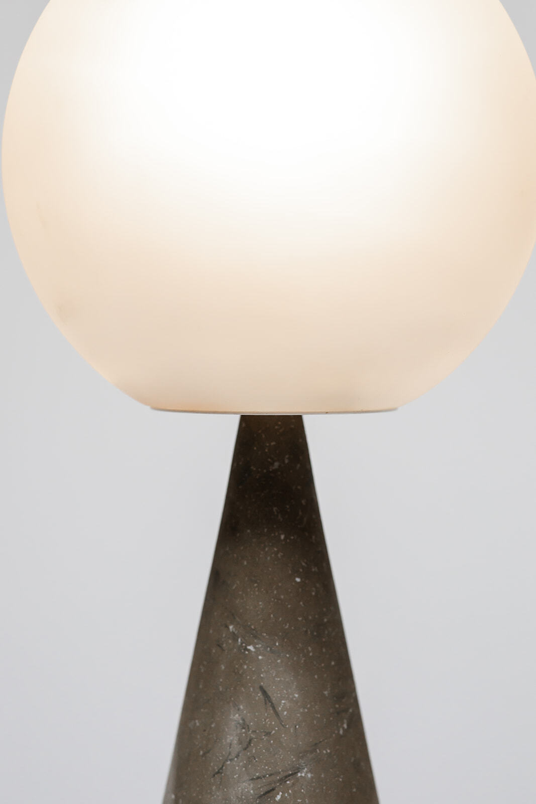 Pair of Bilia lamps by Gio Ponti for Fontana Arte