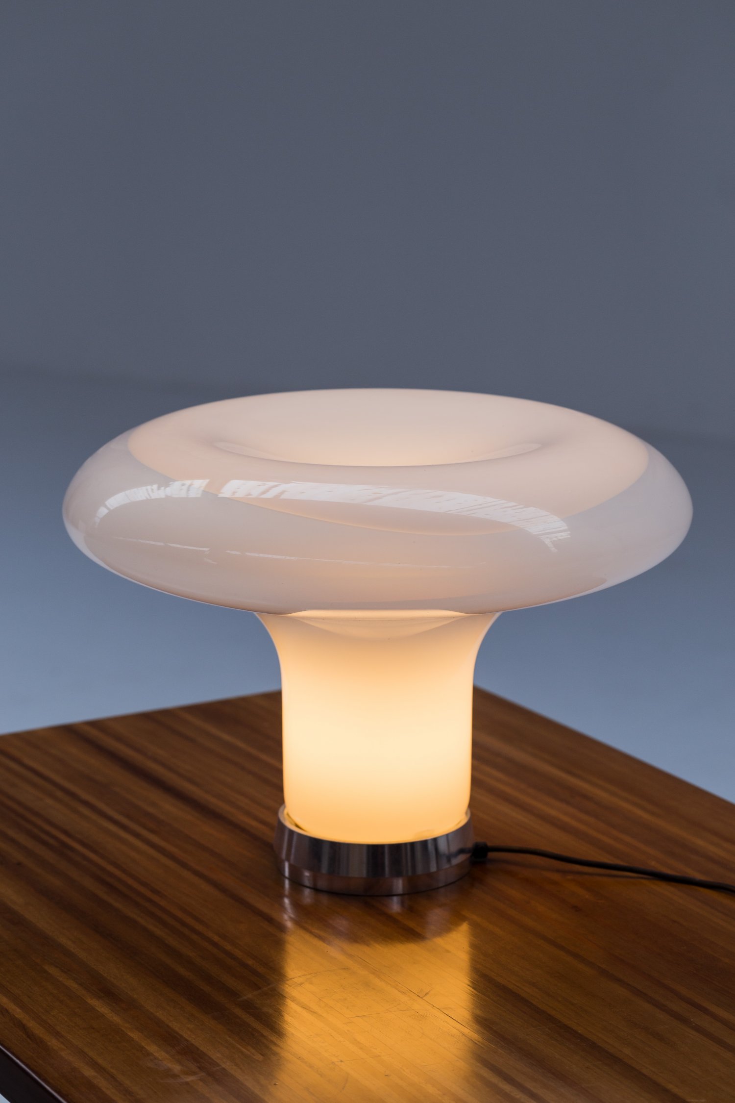 Lesbo table lamp by Angelo Mangiarotti for Artemide